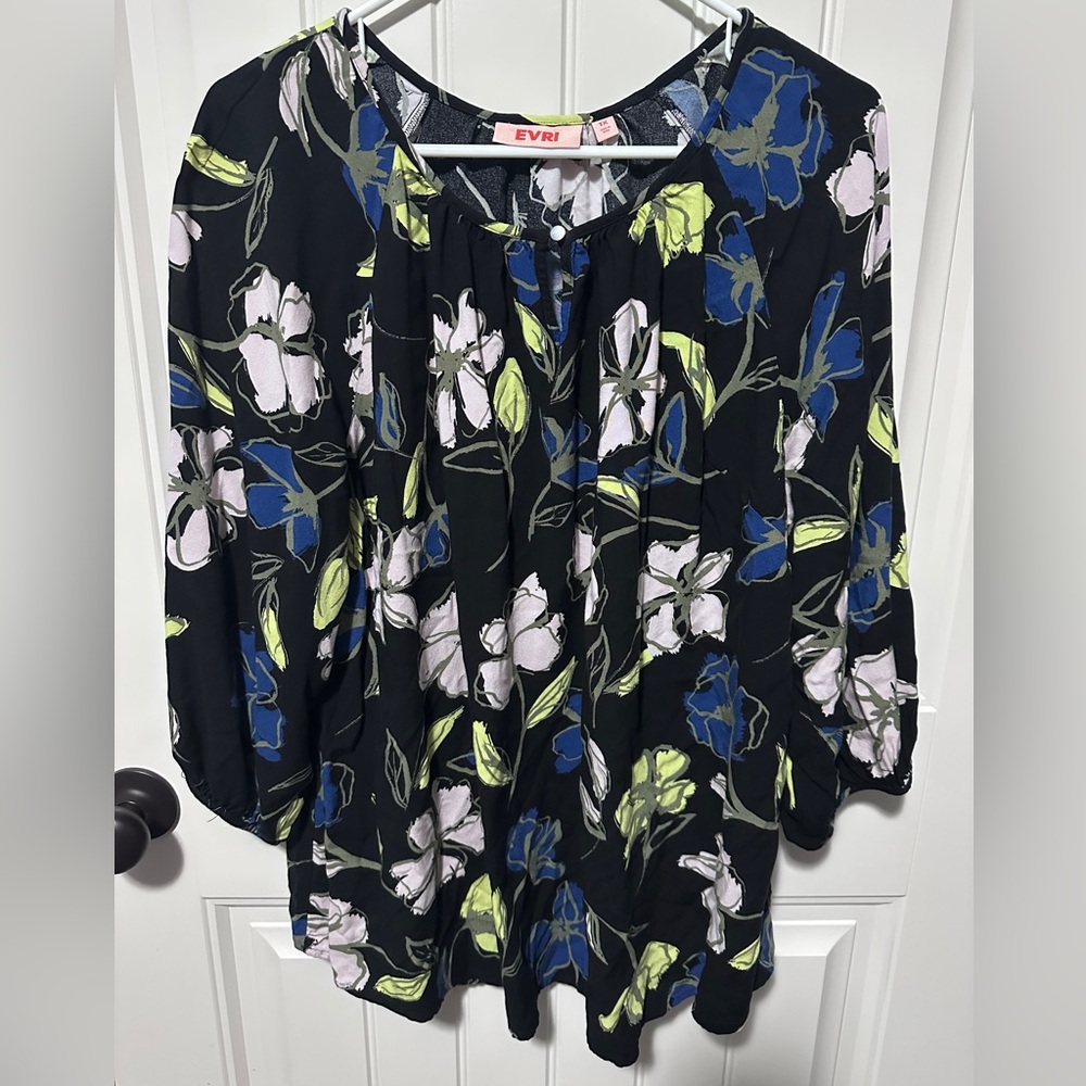 EVRI Black and Blue Floral 3/4 Sleeve Blouse